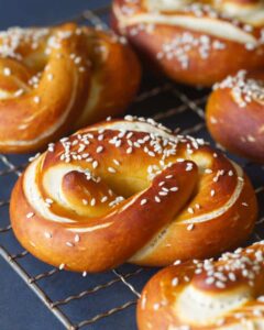 pretzels on a cooling rack